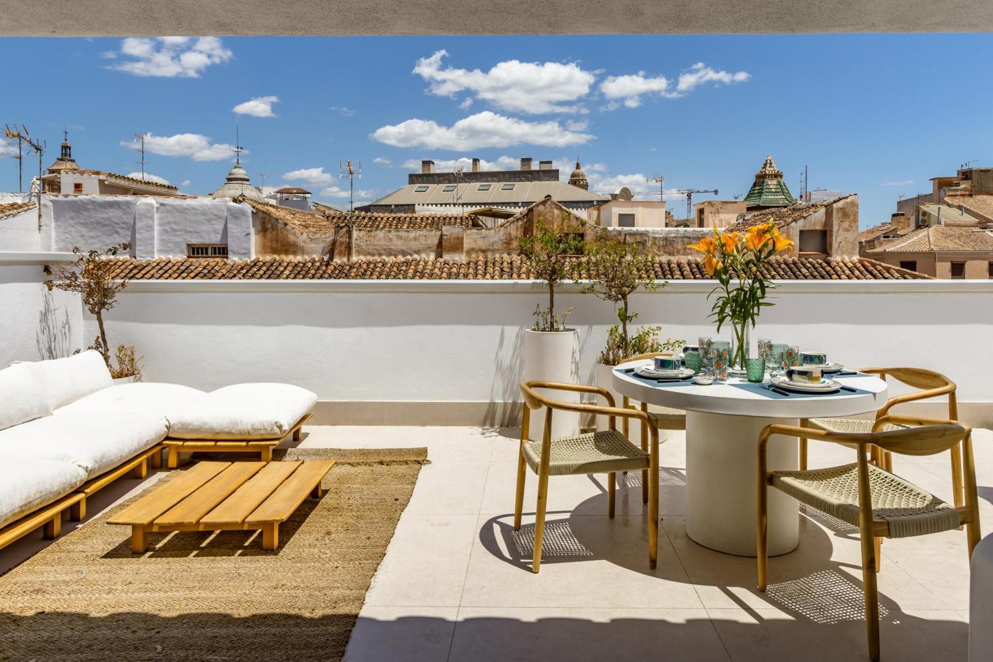 Atarazanas Suite, Atico Con Terraza Appartement *